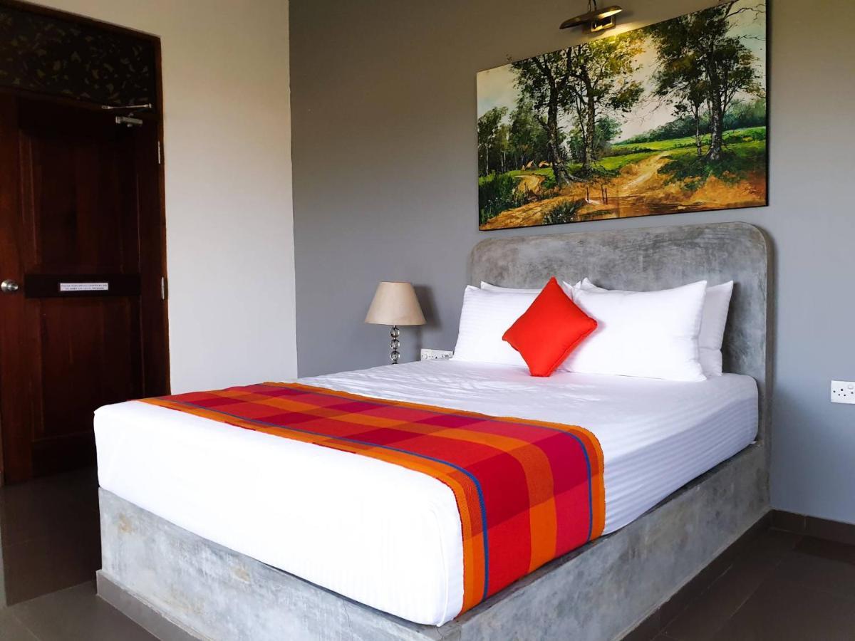 Akash By Dbi Hotel Gampaha Exterior foto